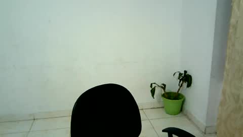 isa_bellaxx23 online show from July 1, 12:34 am