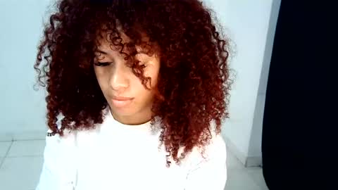 isa_bellaxx23 online show from August 9, 1:50 am