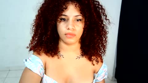 isa_bellaxx23 online show from August 12, 12:24 am