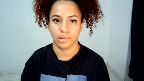 isa_bellaxx23 online show from August 14, 9:57 am