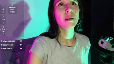 Isabella Hall online show from August 4, 4:42 am