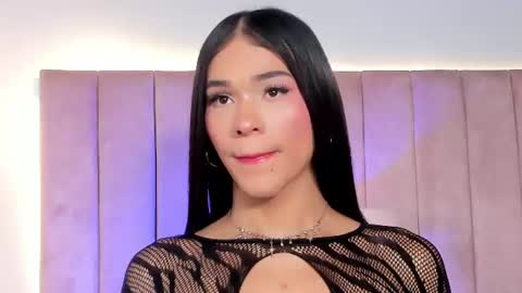 Isabella d BB  online show from August 7, 4:01 am