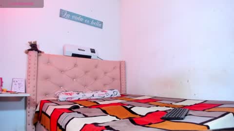 isa_lovestory online show from August 4, 1:35 am