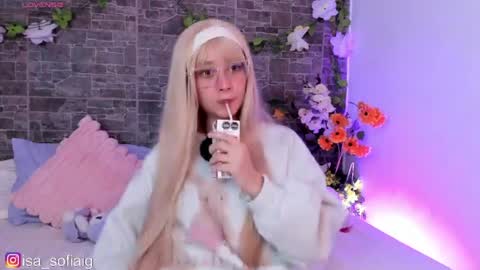 isa_sofia1 online show from July 16, 2:23 am