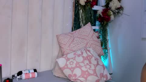 Isa  online show from August 13, 5:10 am