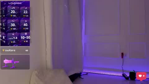 isaac online show from June 9, 10:27 pm