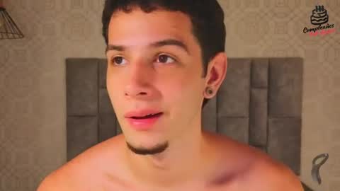 isaacblaze  online show from August 10, 8:49 am