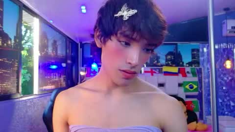 isaacnova online show from June 24, 10:23 pm