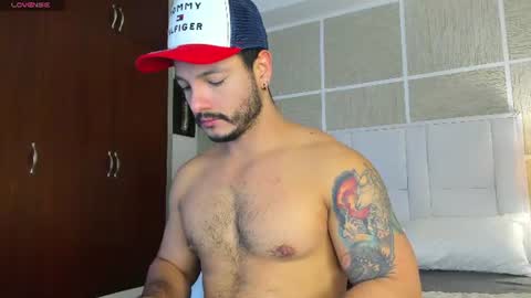 Isaac Surez online show from August 9, 1:01 pm