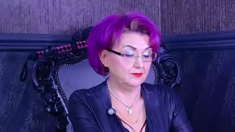 Isabella Conte online show from September 6, 8:15 pm
