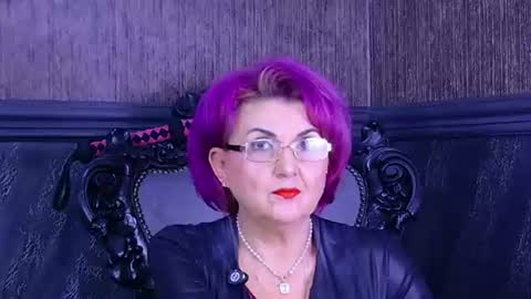 Isabella Conte online show from September 7, 1:00 am