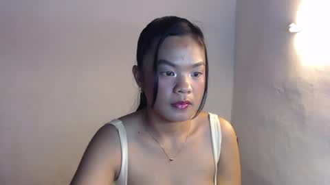 YsabelHot69 online show from August 5, 10:41 pm