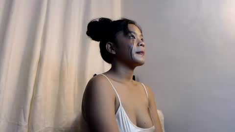 YsabelHot69 online show from August 13, 12:24 am