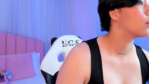 isabella_clarkk online show from March 4, 11:56 pm