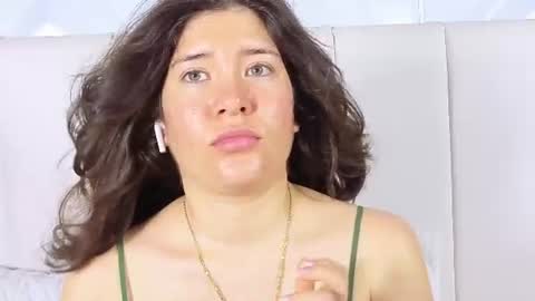 Isabella Dawn online show from June 12, 3:41 pm