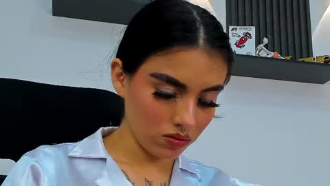 ISABELLA online show from August 4, 9:34 pm