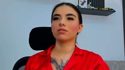 ISABELLA online show from August 12, 7:27 pm