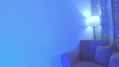 ISABELLA online show from August 15, 2:37 am
