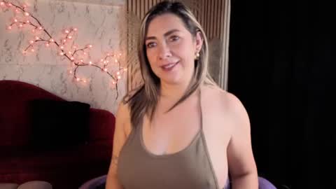   online show from August 14, 1:37 pm