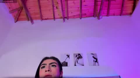 Isabella Moon9 online show from August 8, 1:44 pm