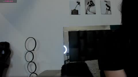 Isabella Moon9 online show from August 10, 11:33 am