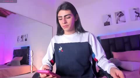 Isabella Moon9 online show from August 12, 11:34 am