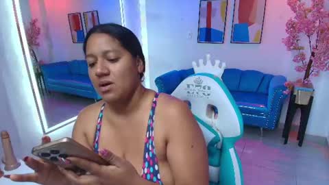 Isabella  online show from July 21, 9:39 pm