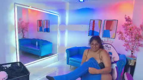 Isabella  online show from August 4, 2:08 am