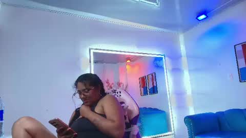 Isabella  online show from August 7, 1:16 am