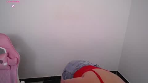 isabella_wish1 online show from August 5, 2:31 am