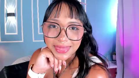 isabella zc online show from August 13, 4:10 pm