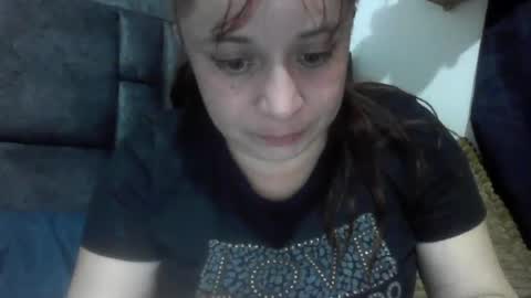 isabellaa_hills_ online show from August 12, 12:57 am
