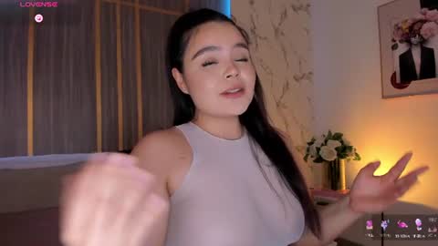 Isabella online show from August 13, 2:14 am