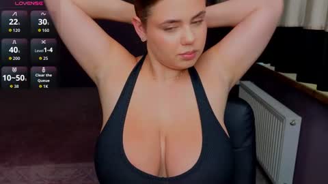 isabellabler online show from August 13, 3:48 pm