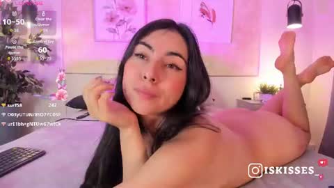   online show from August 12, 10:28 am