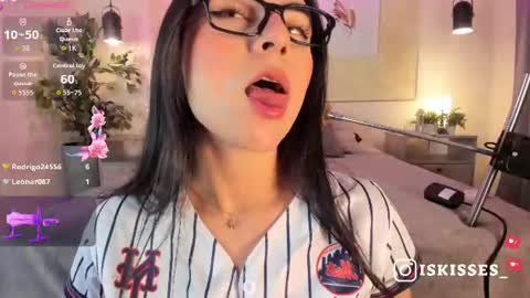   online show from August 15, 6:39 am