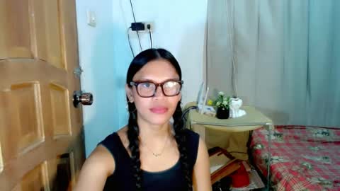 Ysa online show from July 31, 1:45 am