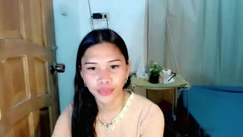 Ysa online show from August 17, 2:27 am
