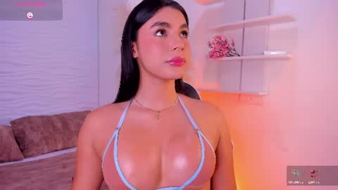 Isa online show from August 4, 9:23 pm