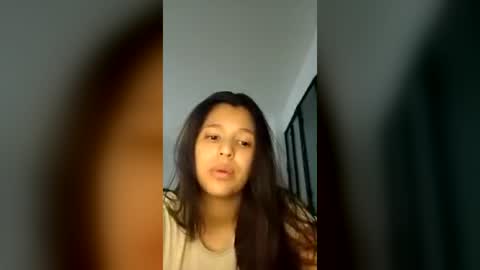 isabelllamoon online show from June 28, 4:26 am