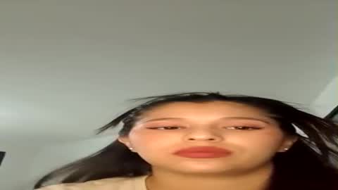 isabelllamoon online show from June 28, 5:32 am