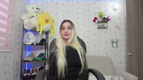 ISABELLA online show from July 23, 8:44 pm