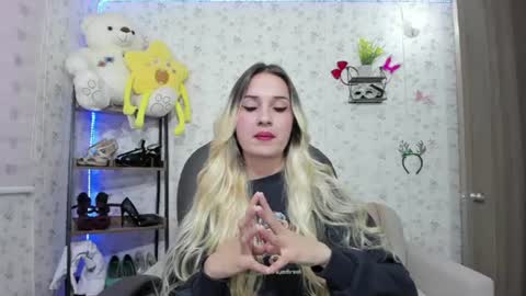 ISABELLA online show from August 6, 9:58 pm