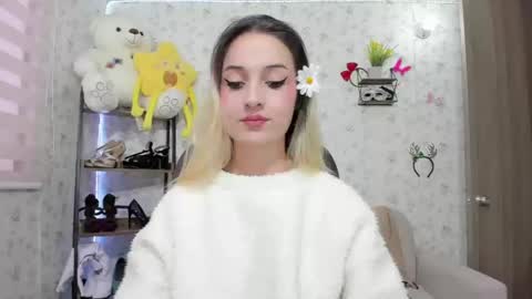ISABELLA online show from August 9, 9:27 pm