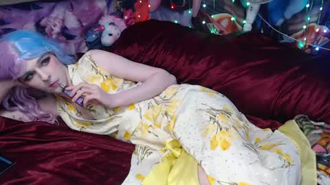 Sele online show from August 11, 11:29 pm