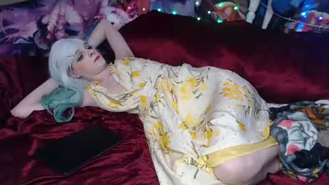 Sele online show from August 12, 11:29 pm