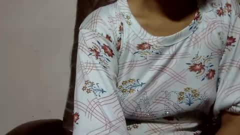 ishika_ishu online show from July 29, 2:40 am