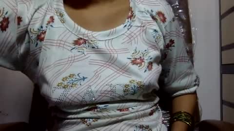 ishika_ishu online show from July 29, 3:46 am