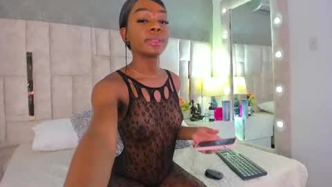 ISIS  online show from August 15, 2:10 pm