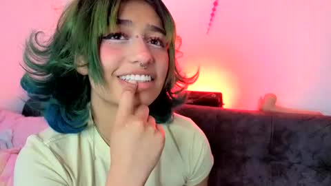 Isisjones18 online show from August 8, 3:28 am